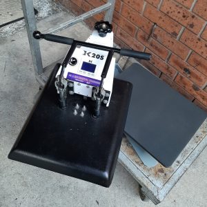 Used Geo Knight K20s Heat Press in great condition - R4431