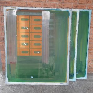 Chase Frame - 3 @ 140 x 118cm with mesh - R4436