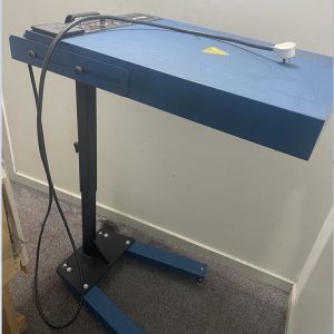 Used M & R flash cure unit - R4492